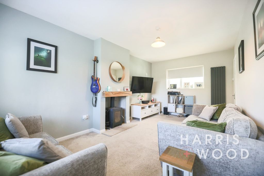 Property photo 3 of 26 4533534