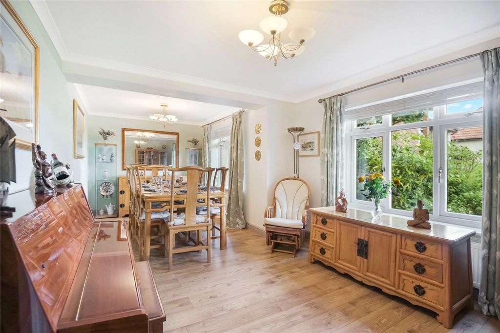Property photo 3 of 36 Dining Room