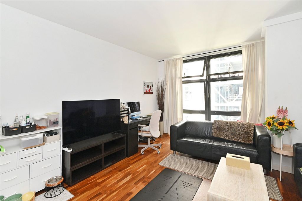 Property photo 2 of 8 Picture No. 01