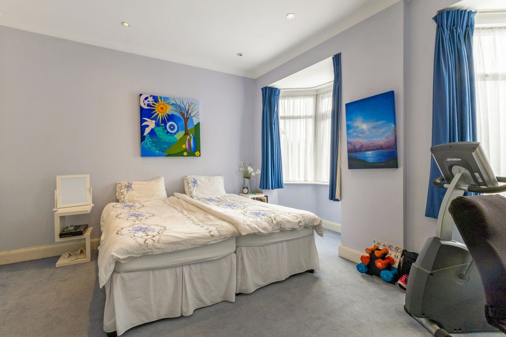 Additional image 15 of 5 bed detached house for saleLake View, Edgware HA8