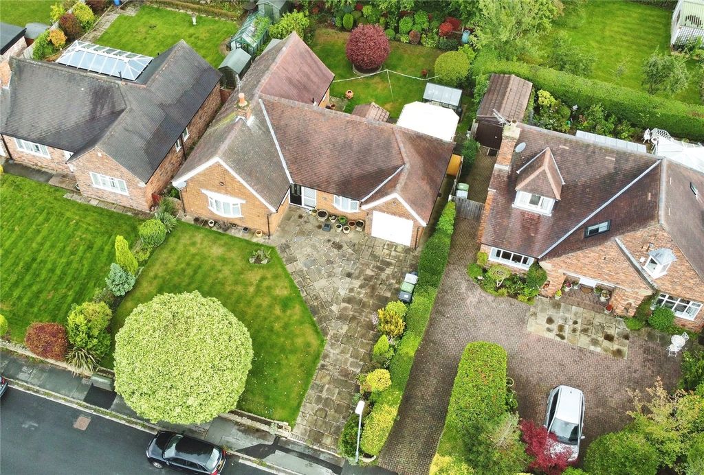 Property photo 2 of 22 Picture No. 21