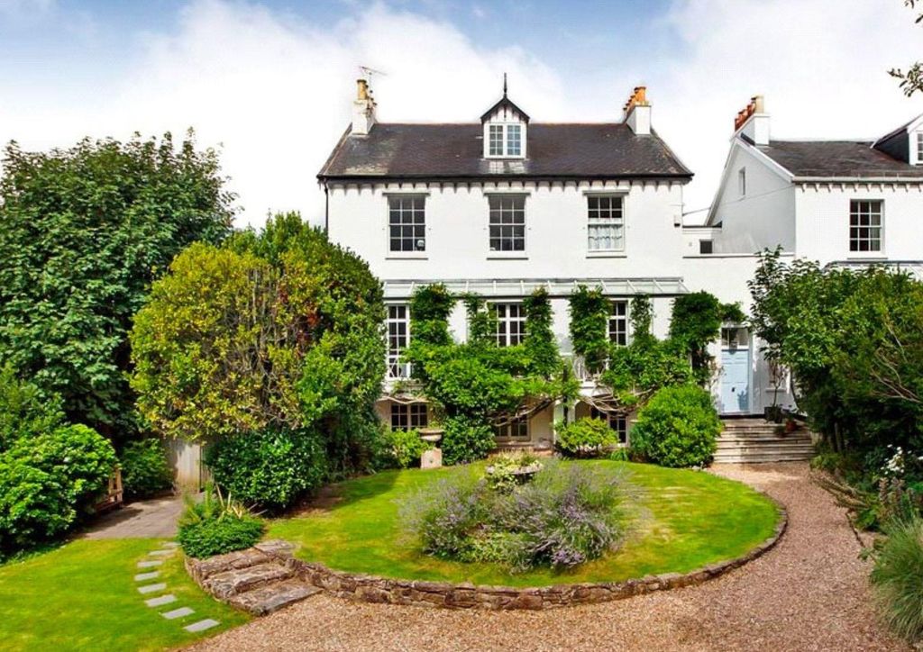 Property photo 1 of 28 Image