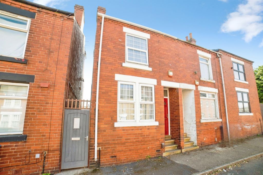 Property photo 1 of 17