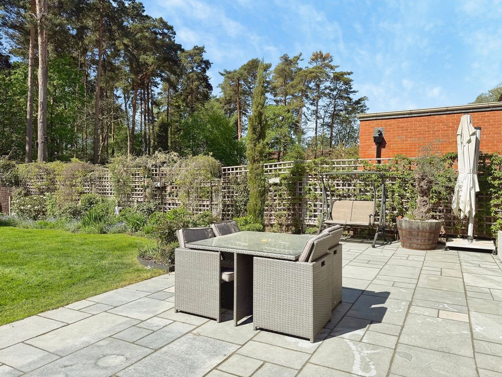 Additional image 39 of 6 bed detached house for saleWaterloo Road, Crowthorne, Berkshire RG45