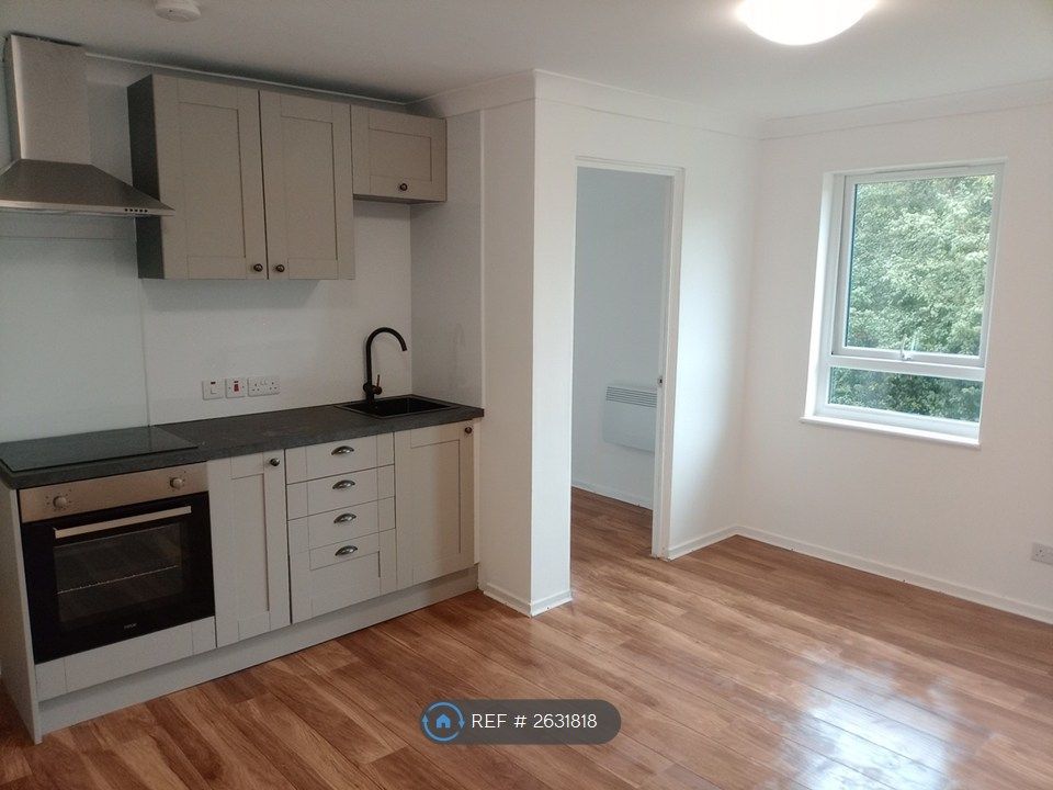 Property photo 1 of 3 Kitchen