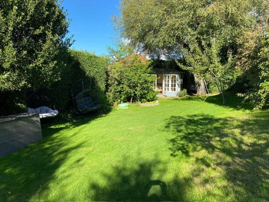 Property photo 2 of 26 Garden