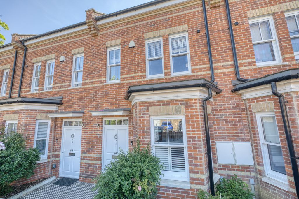Property photo 1 of 21