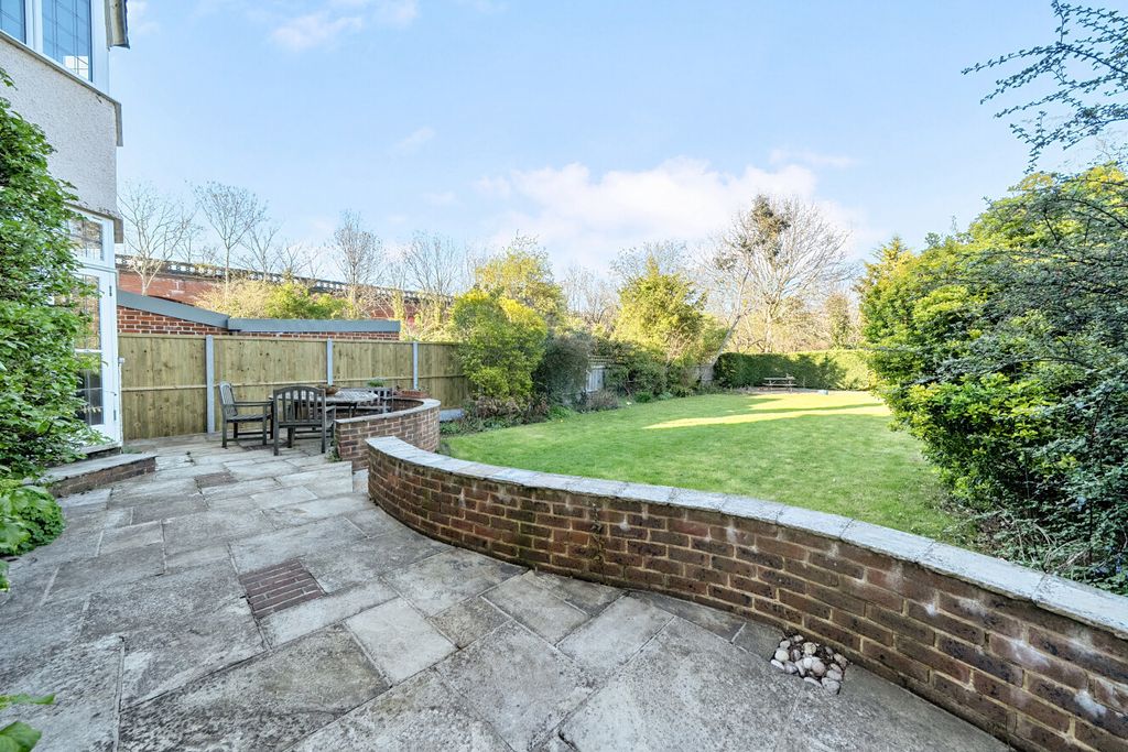 Property photo 3 of 21 1437402-13-69Cea1...
