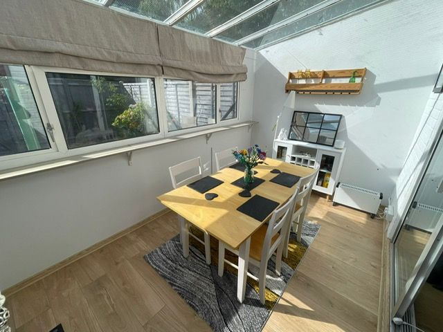 Property photo 3 of 7 Conservatory