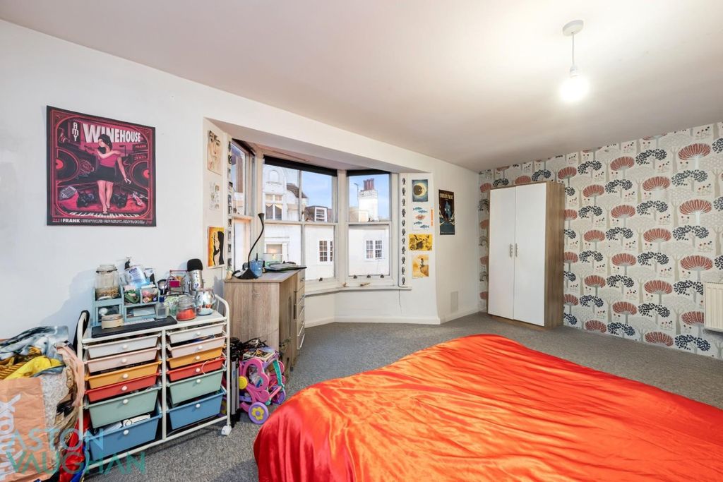 Property photo 3 of 9 4620102