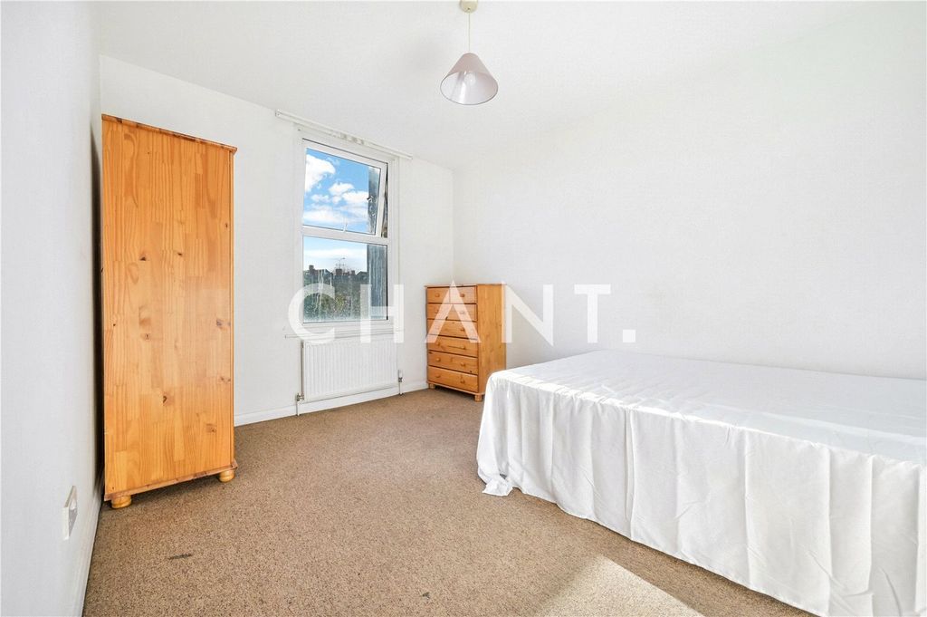 Property photo 3 of 11 Picture No. 05