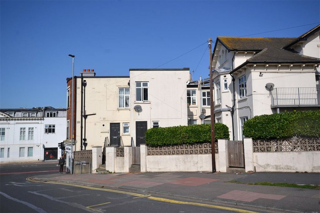 Property photo 1 of 7 Picture No. 10