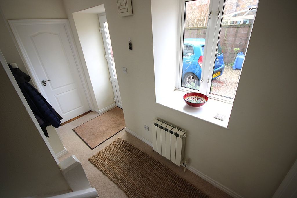Property photo 2 of 30