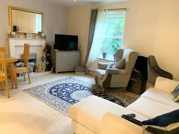 Property photo 3 of 11