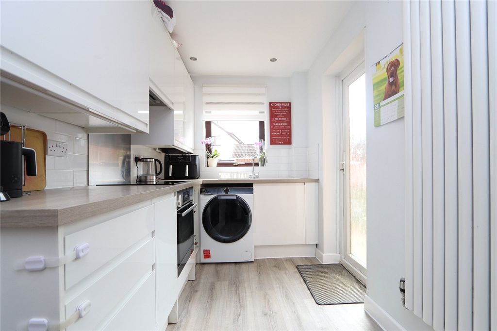 Property photo 3 of 14 Picture No. 02