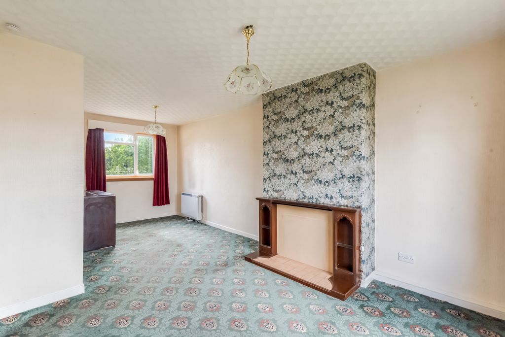 Property photo 3 of 22