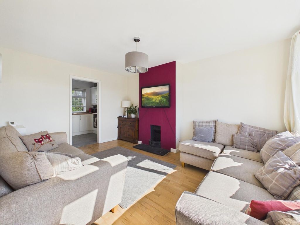 Property photo 3 of 15 Living Room