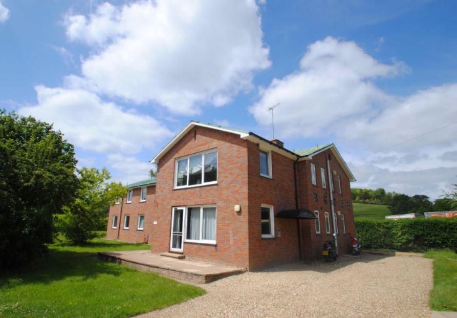 Property photo 1 of 2 Front.Jpg