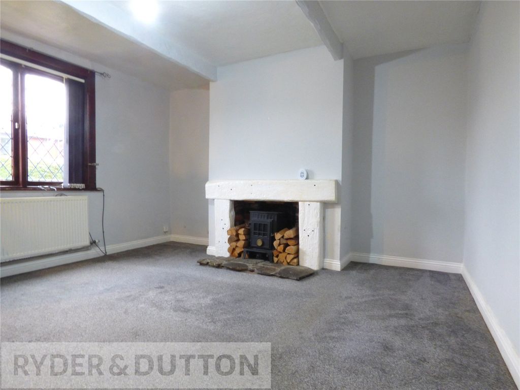 Property photo 2 of 12 Lounge