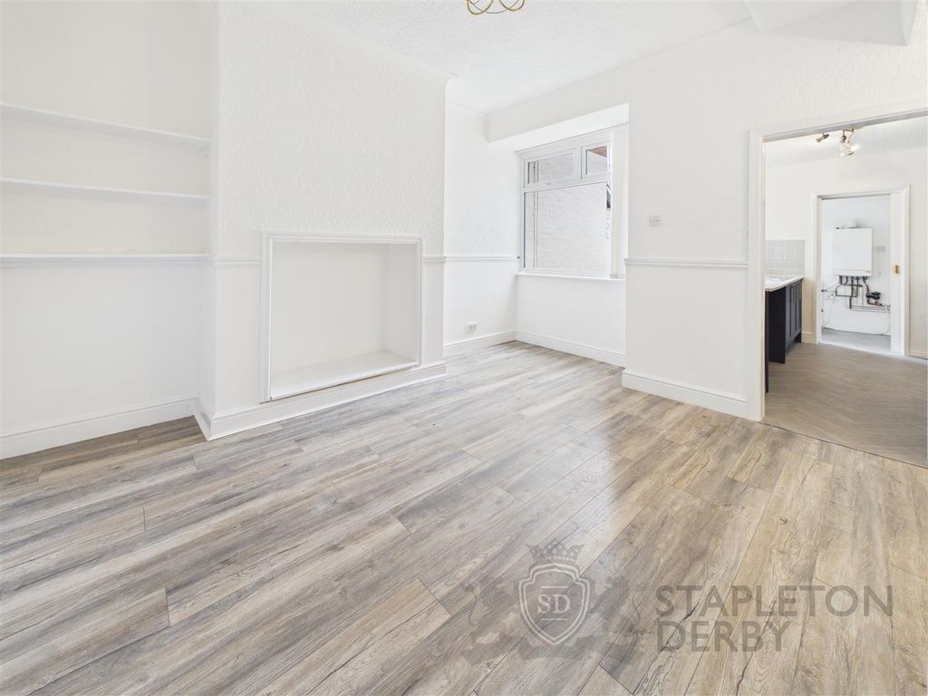 Property photo 3 of 14 Cam04645G0-Pr0128-Still008.Jpg