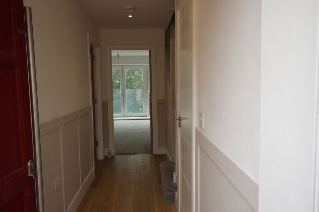 Property photo 2 of 24 Hallway