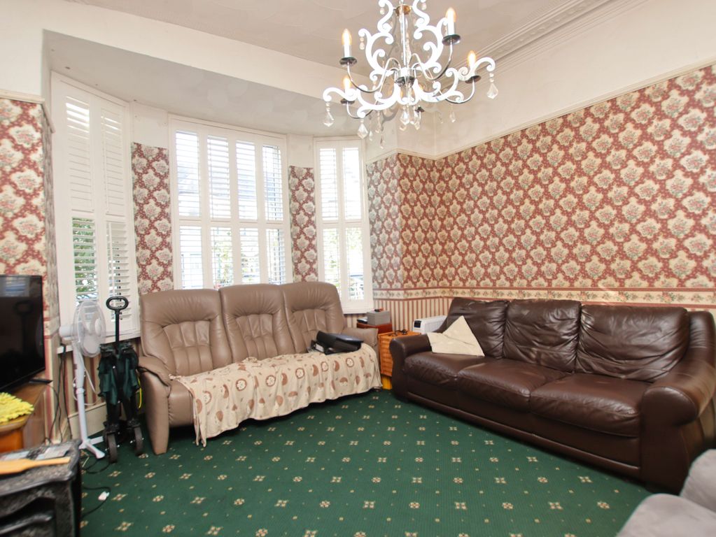 Property photo 3 of 19