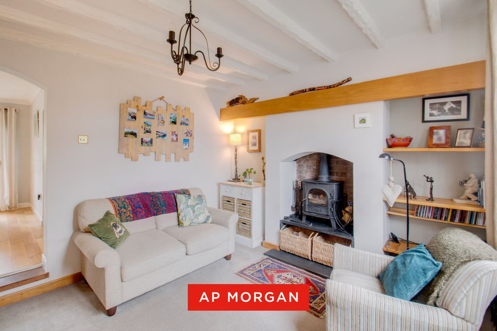 Property photo 2 of 31 Picture No. 23