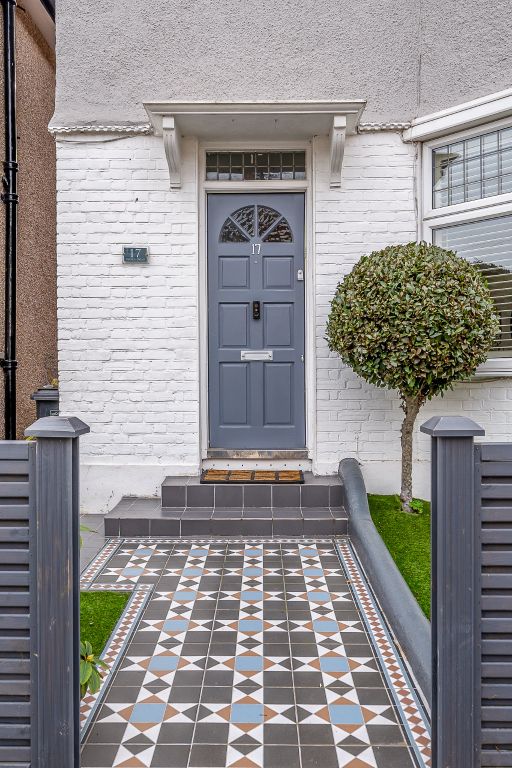 Property photo 2 of 15 4913222