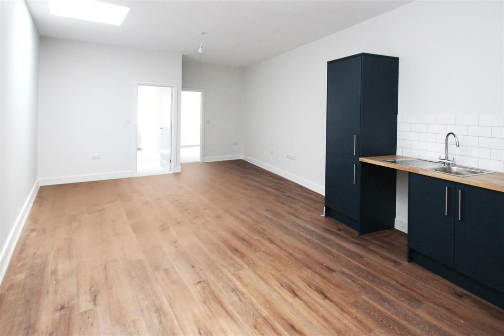 Property photo 3 of 7 Img_9749.Jpg