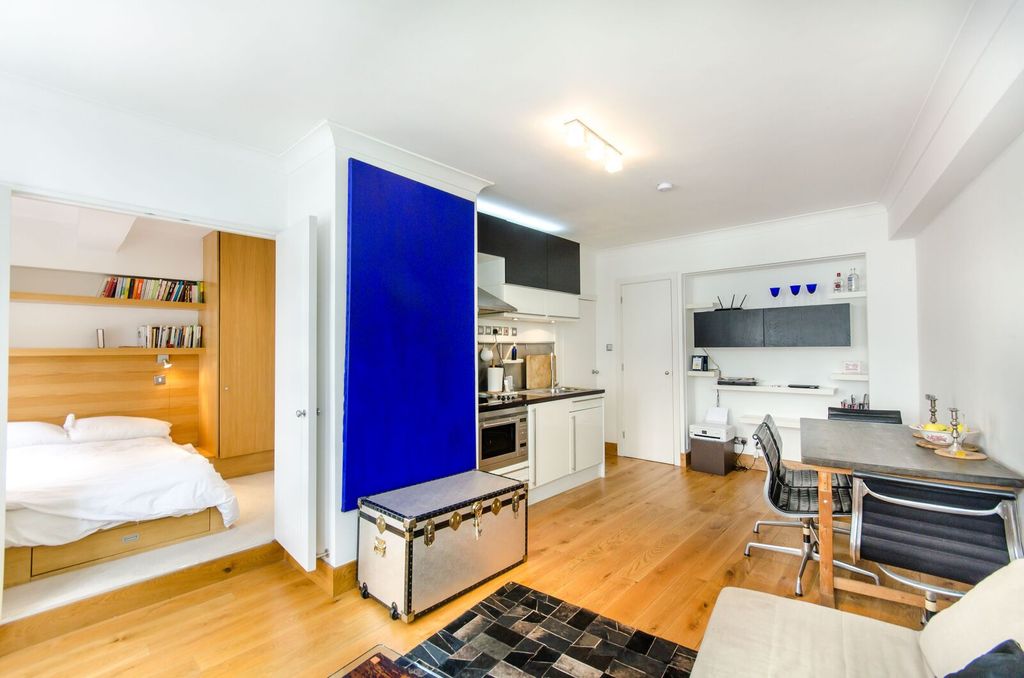 Property photo 1 of 5