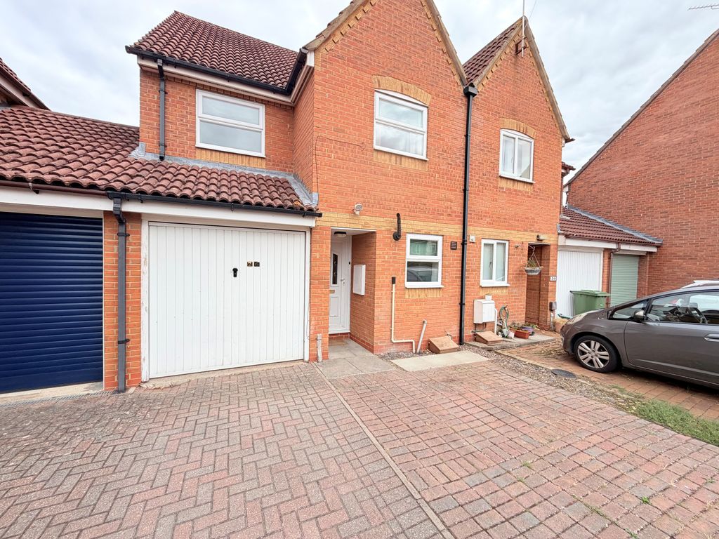 Property photo 1 of 8