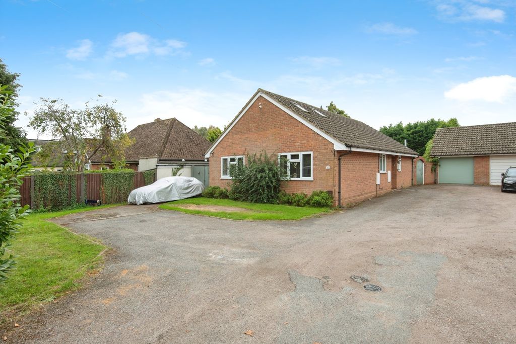 Property photo 1 of 17 Front Aspect