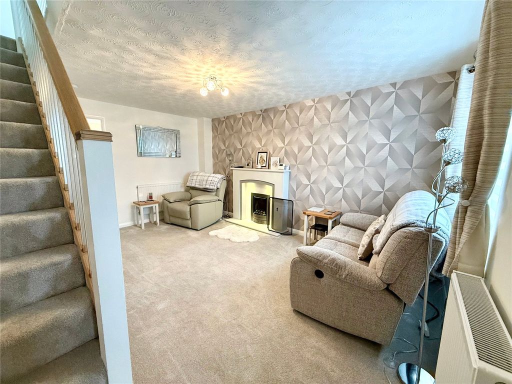 Property photo 2 of 15 Picture No. 11