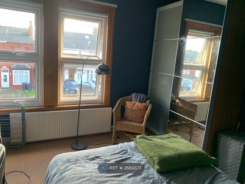 Property photo 3 of 16