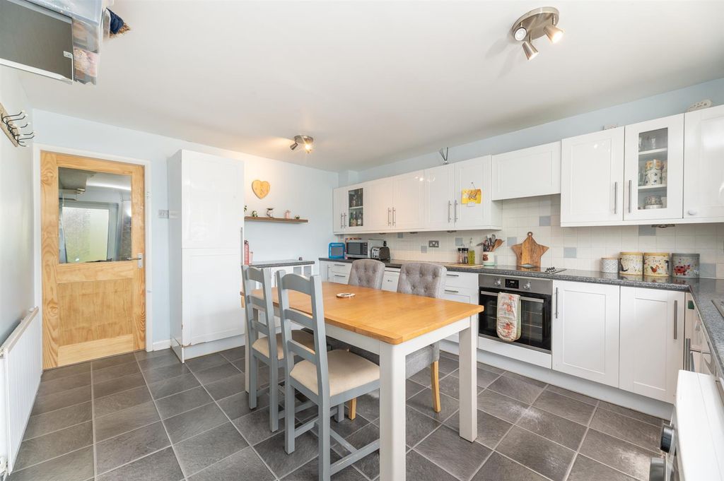 Additional image 8 of 2 bed terraced house for saleCambridge Drive, Otley LS21