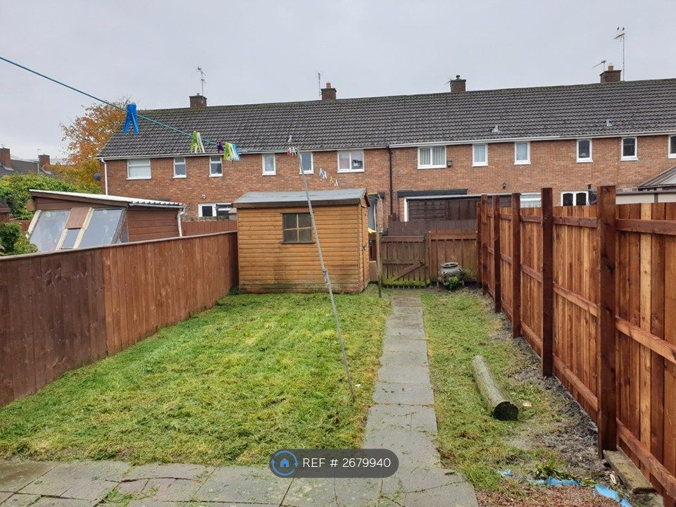 Property photo 3 of 12