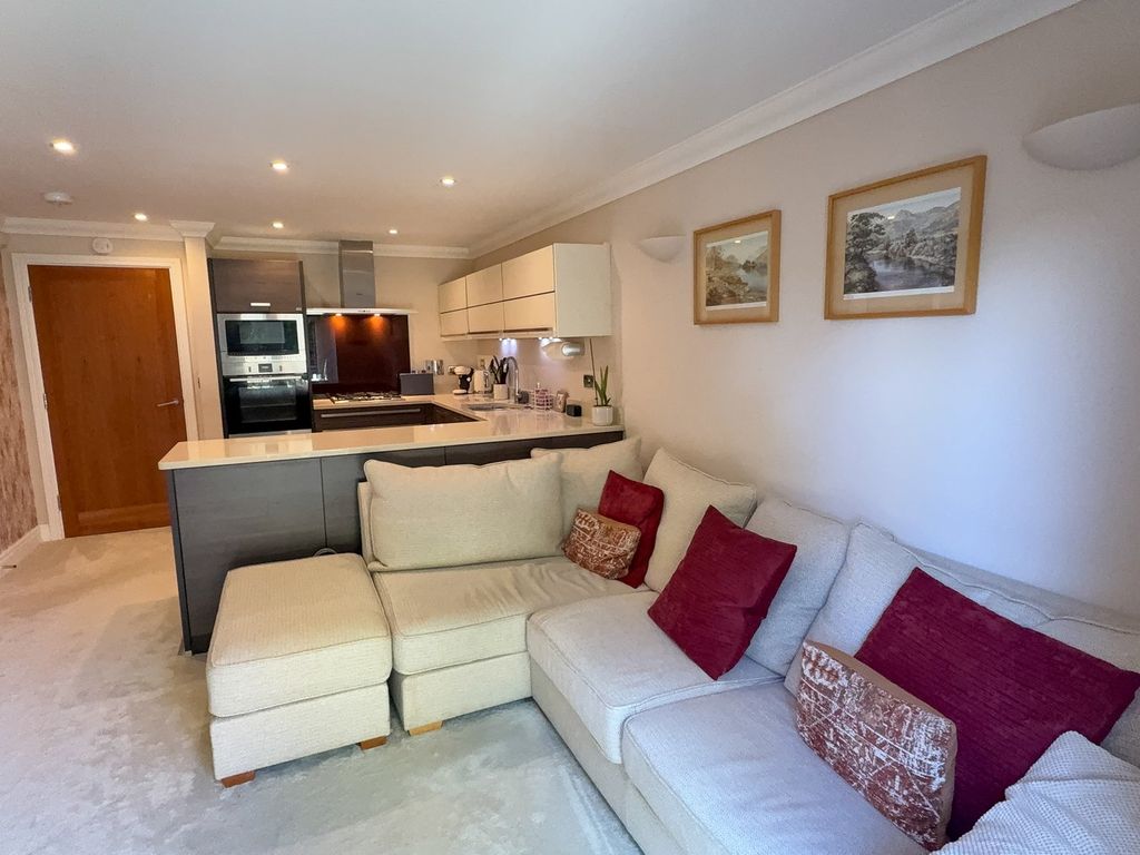 Additional image 9 of 2 bed flat for saleLove Lane, Shaw, Newbury RG14