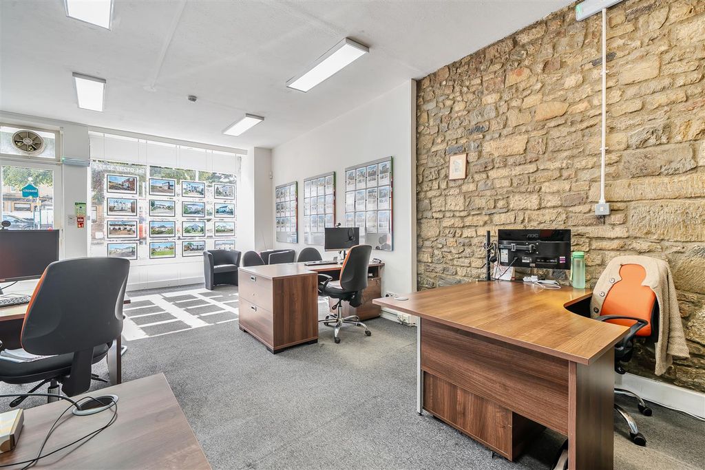 Property photo 3 of 10 1509968-14-6A882Cded27E6.Jpg