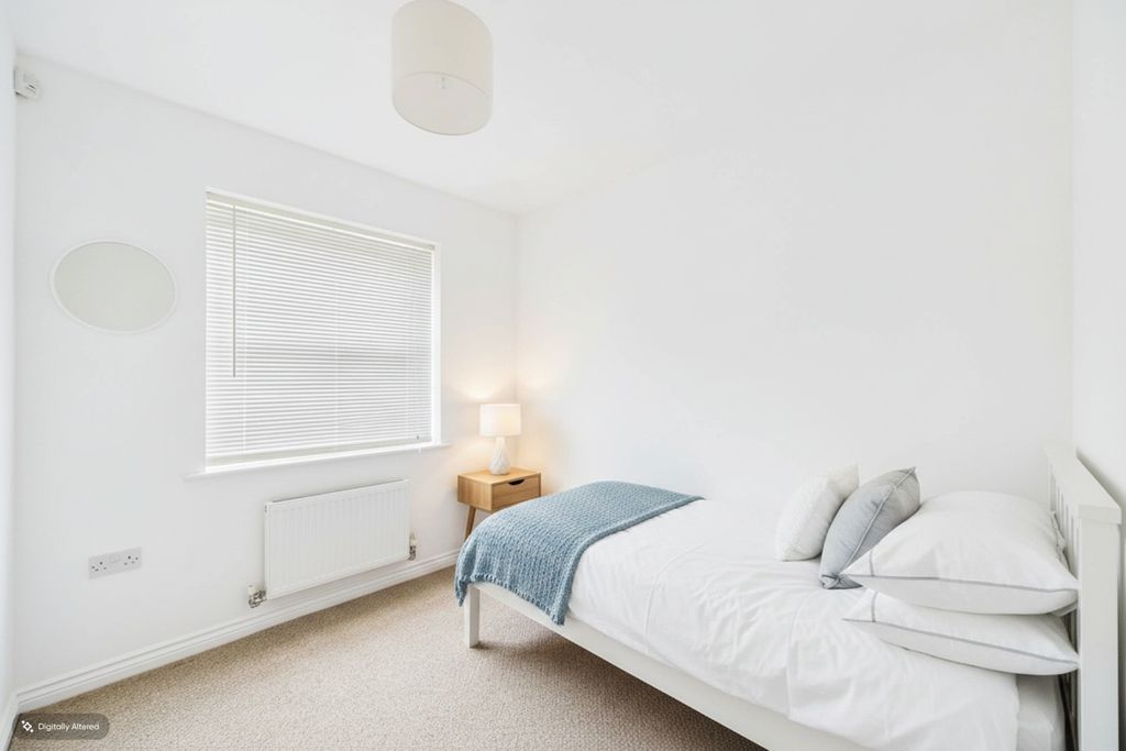 Additional image 5 of 2 bed flat for saleSandpiper Way, Leighton Buzzard LU7