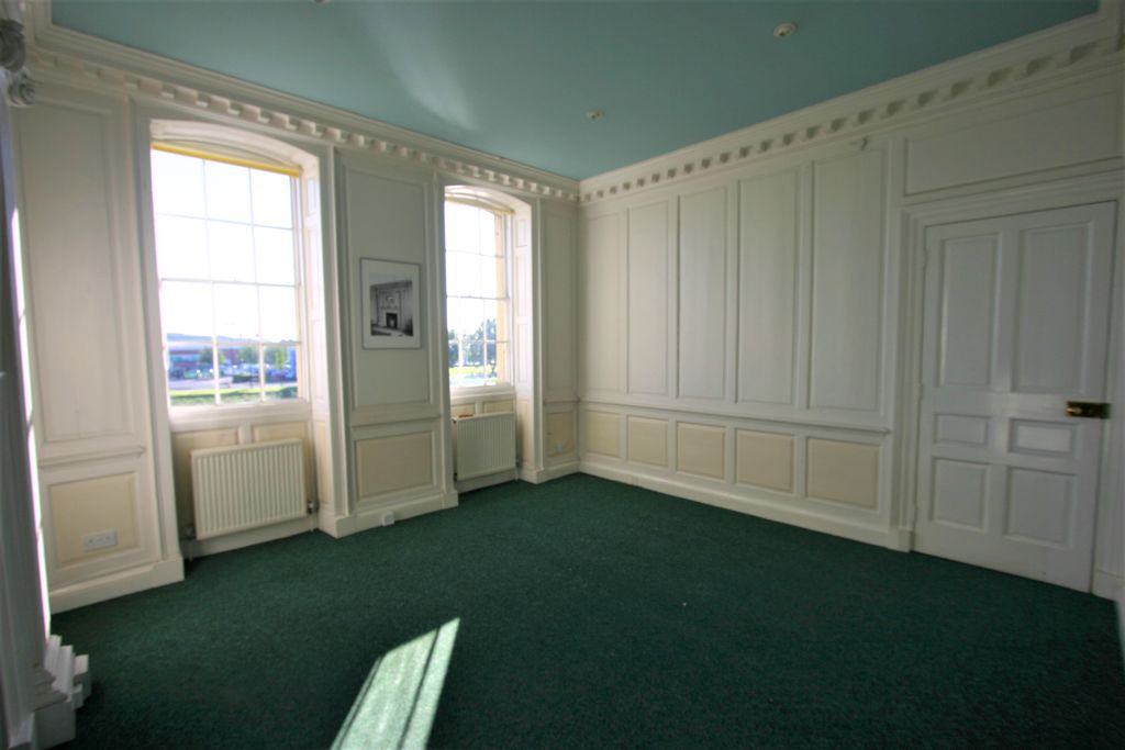 Property photo 3 of 3