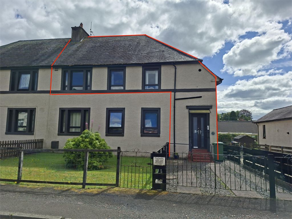 Property photo 1 of 12