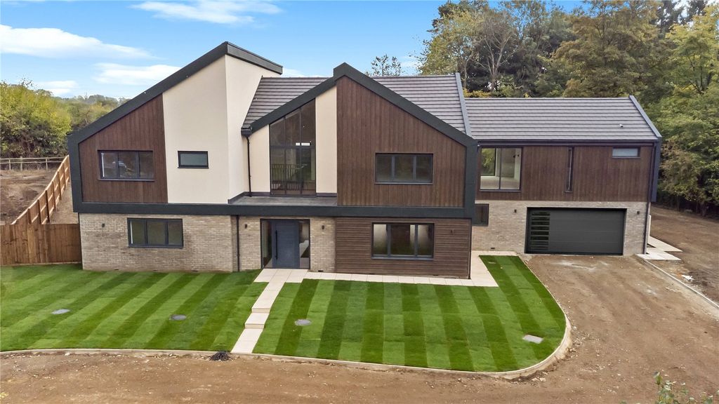 Property photo 1 of 26 Picture No. 16