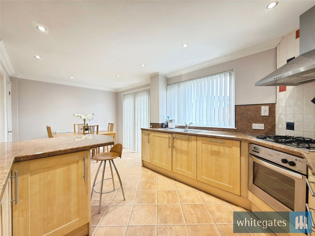 Property photo 3 of 17 Picture No. 01