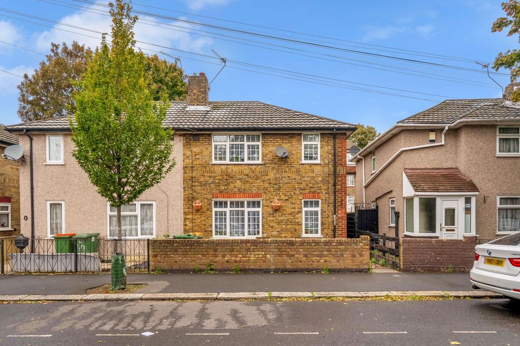 Property photo 1 of 23