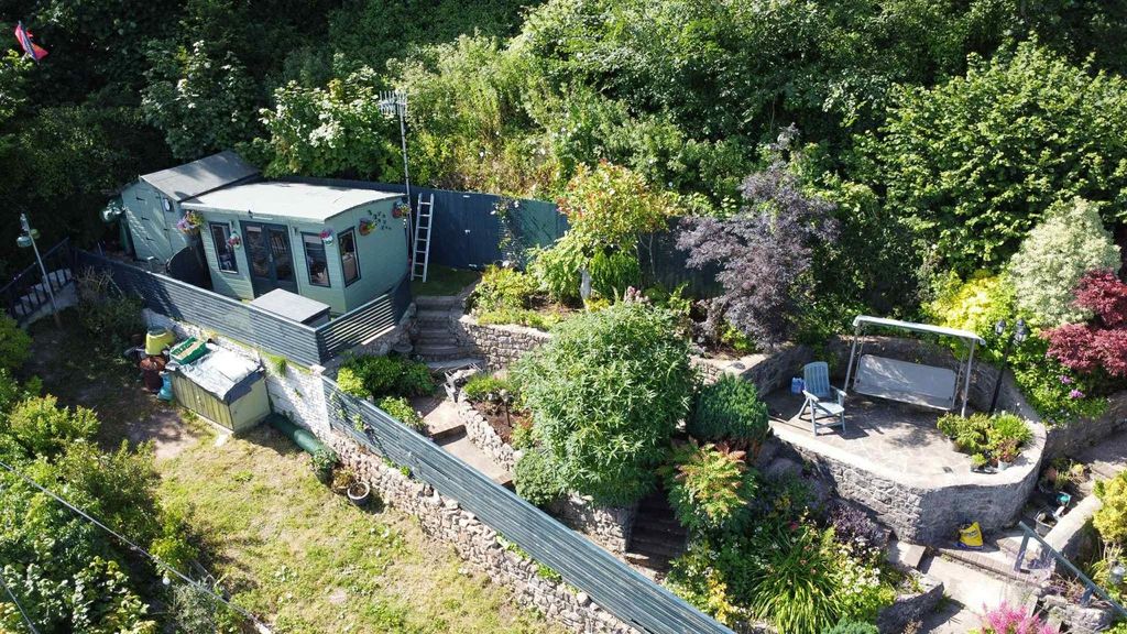 Property photo 3 of 21 5ce39600-d26c-439B-9A05-E1d88c62457c.Jpg