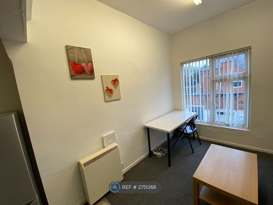 Property photo 3 of 9