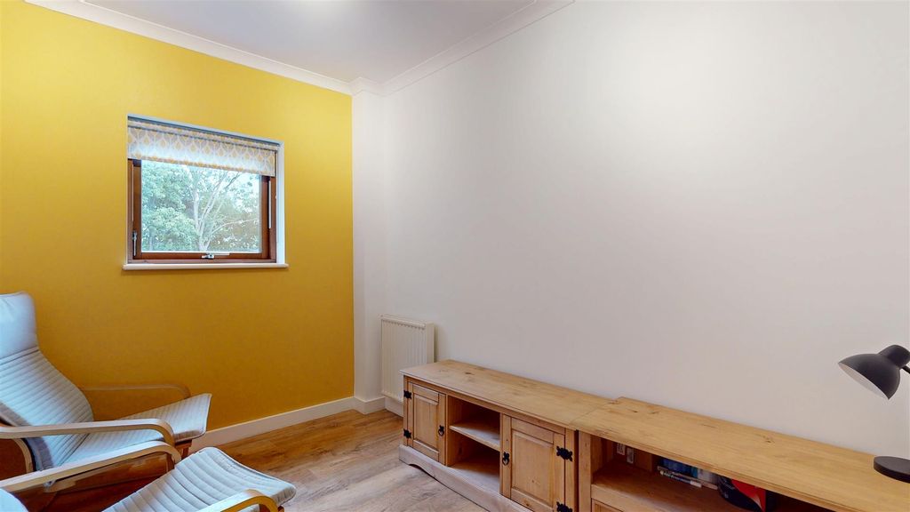 Additional image 22 of 4 bed flat for saleWoodward Place, Loughton Lodge, Milton Keynes MK8