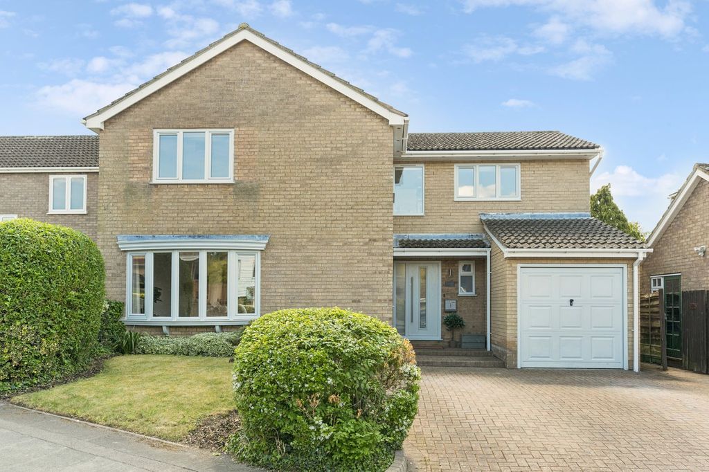 Property photo 1 of 21