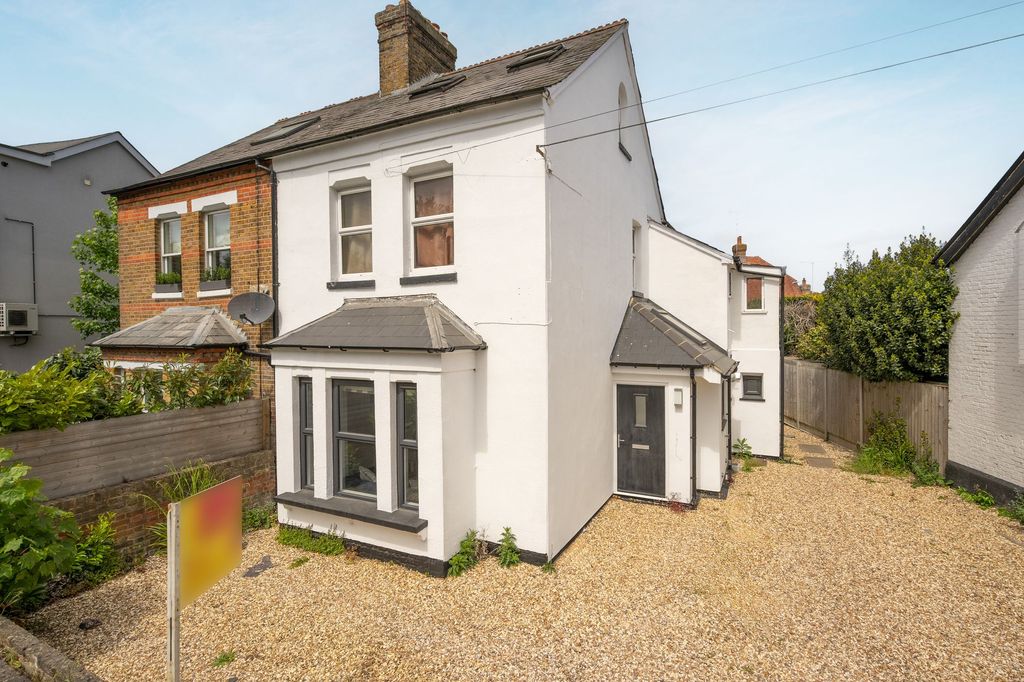 Property photo 1 of 9