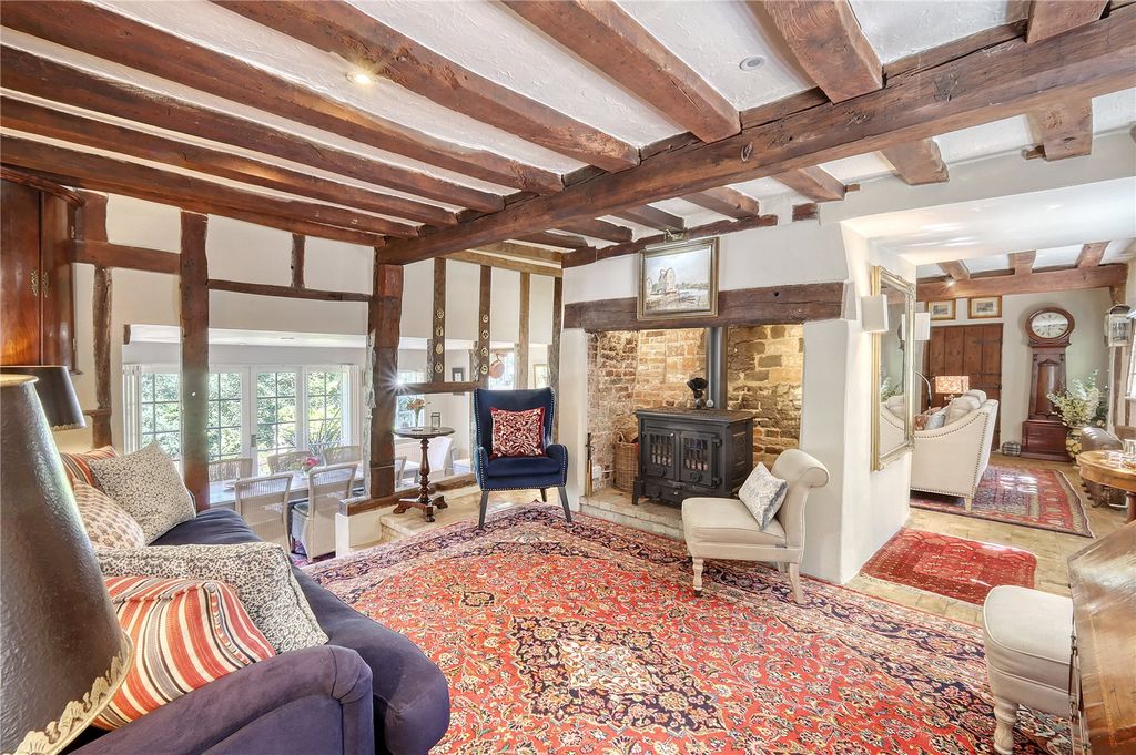 Property photo 3 of 26 Drawing Room
